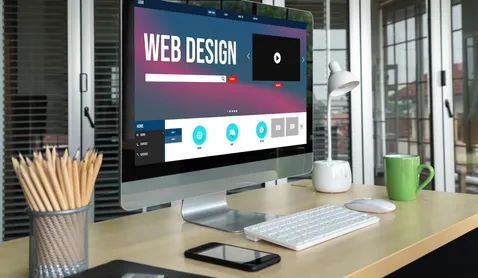 monitor with web design